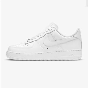 Nike Air Force 1 ‘07 Size 6